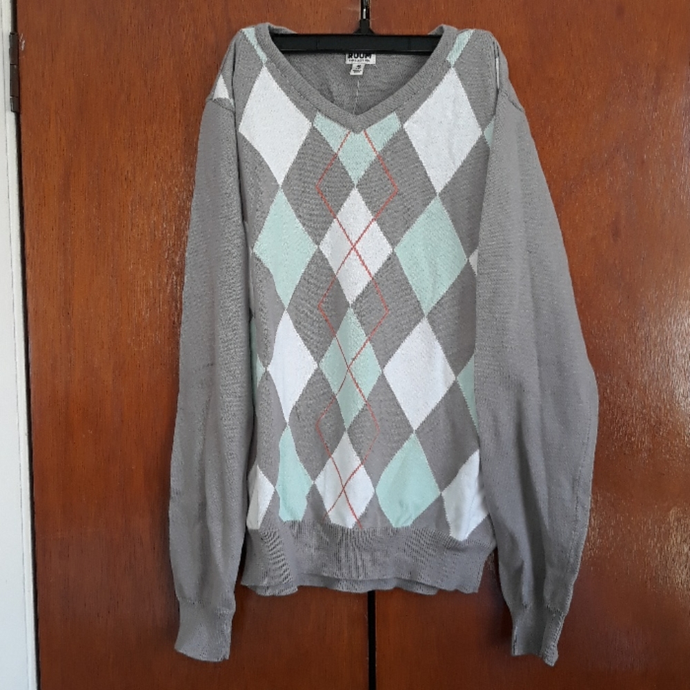 Nwt ruum sweater size m